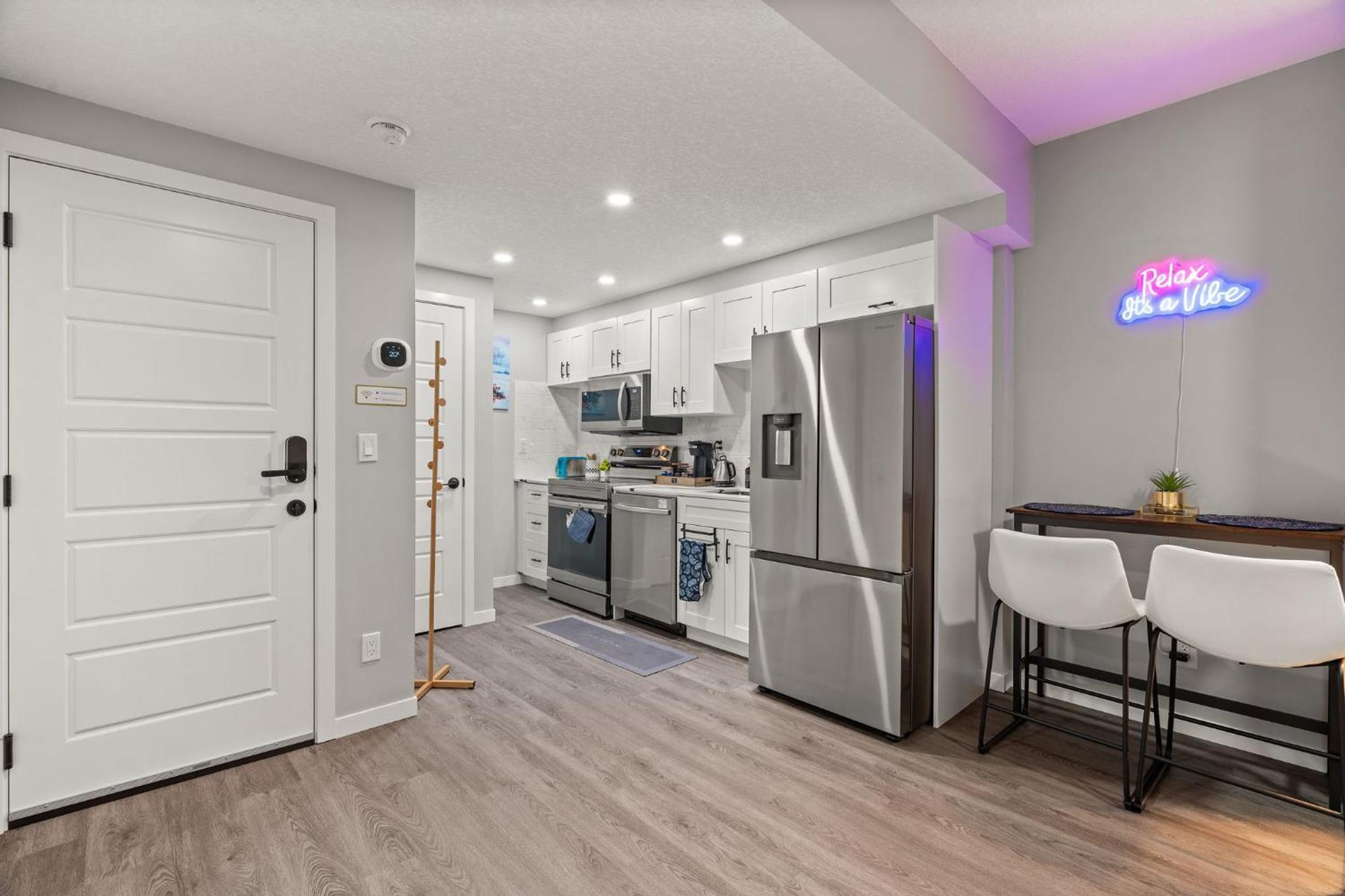 Meriweather - Calgary Breathtaking 1-Bedroom Apartment Eksteriør bilde